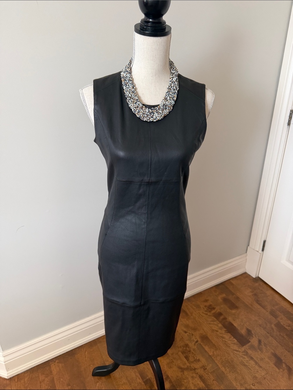 Incredible Danier Classic Sleeveless Black Leather Sheath Dress